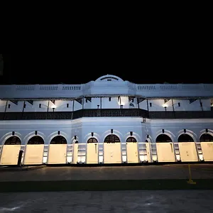 Saroja Heritage, Hotel