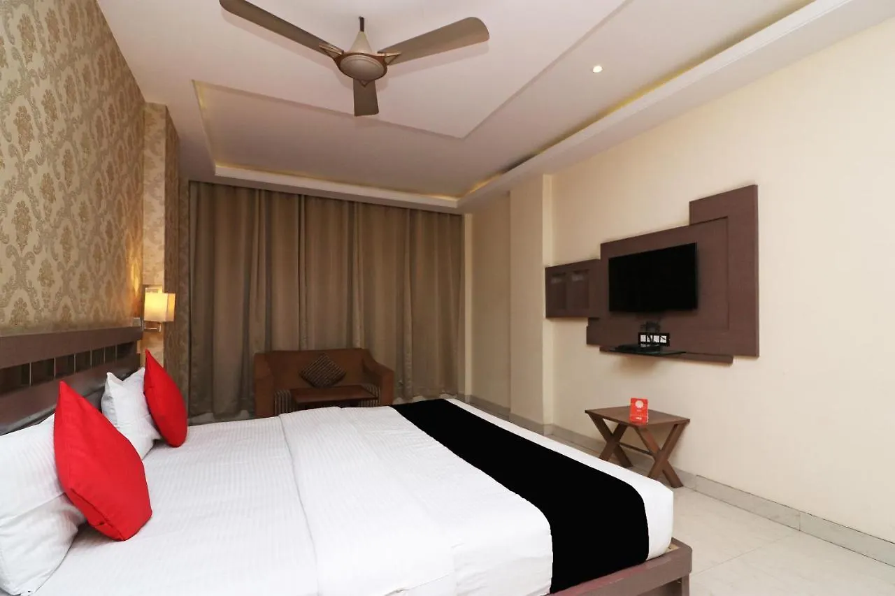 Puja Residency Otel Varanasi